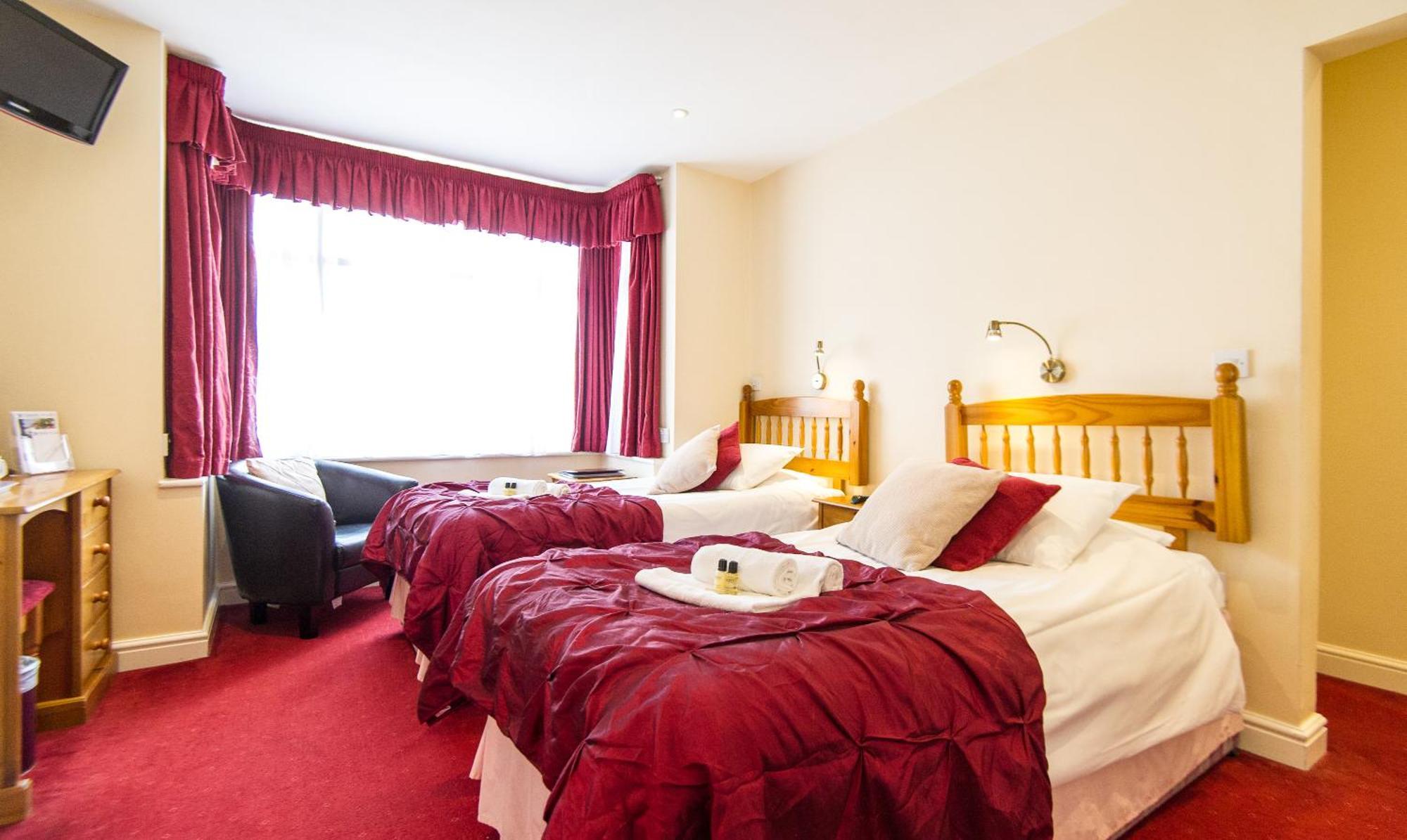 Kidwells House Hotel Hereford Room photo